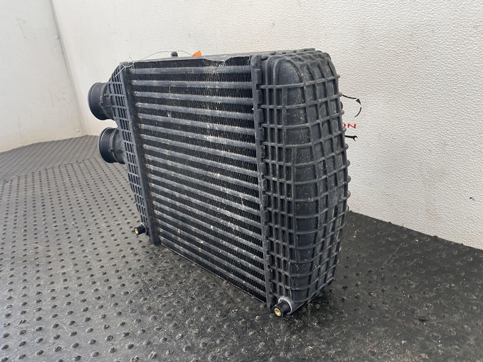 14-20 MASERATI GHIBLI 3.0 ENGINE LEFT SIDE INTERCOOLER ID 16484793