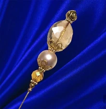 HATPIN with a GOLD  PEACH Oval Crystal & Pearl set on Gold Brass Finish - 8 inch