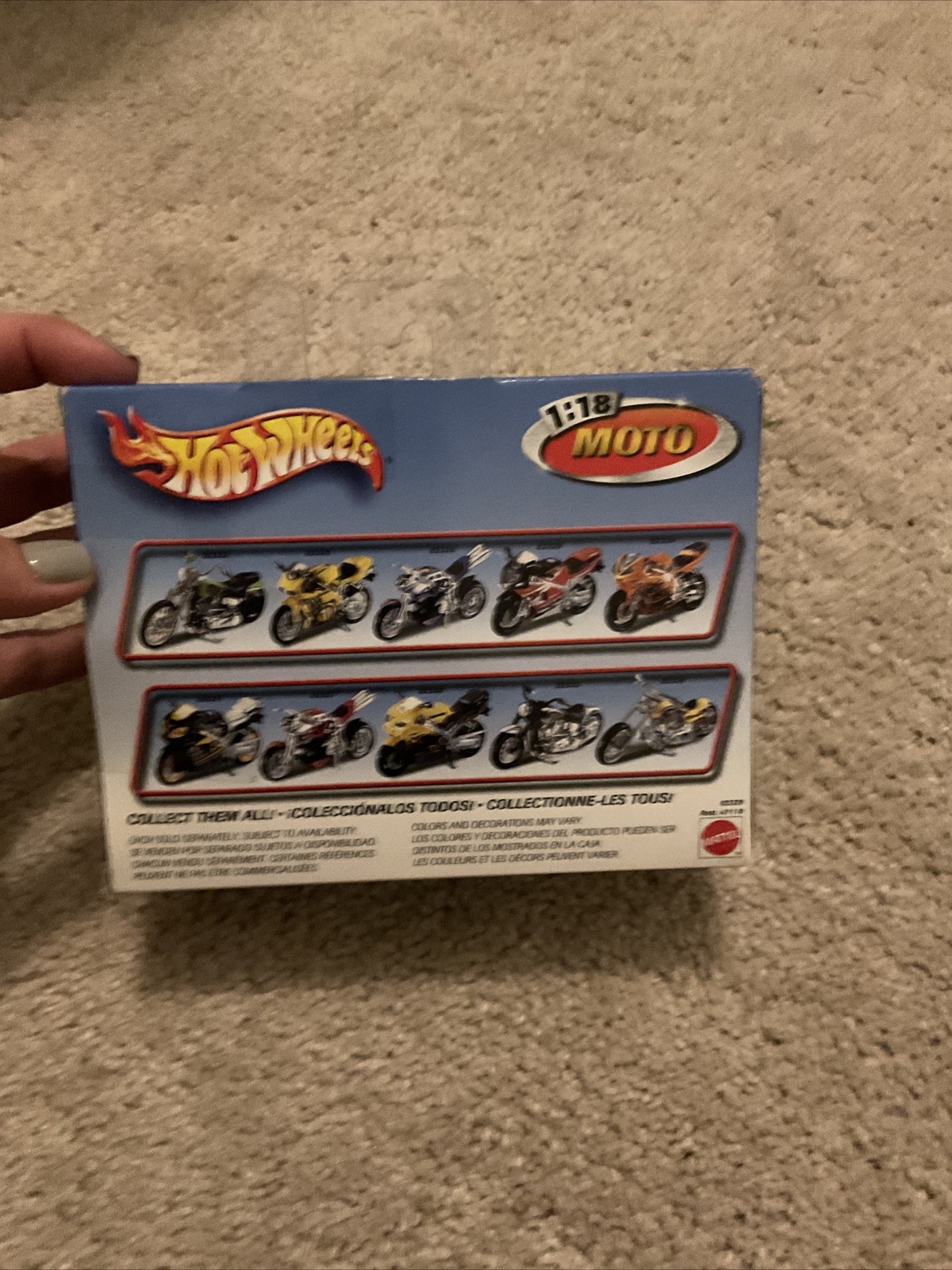 HOT WHEELS Moto RACING BIKE  1:18 Motorcycle Bike Yellow Ducati Metal Collection