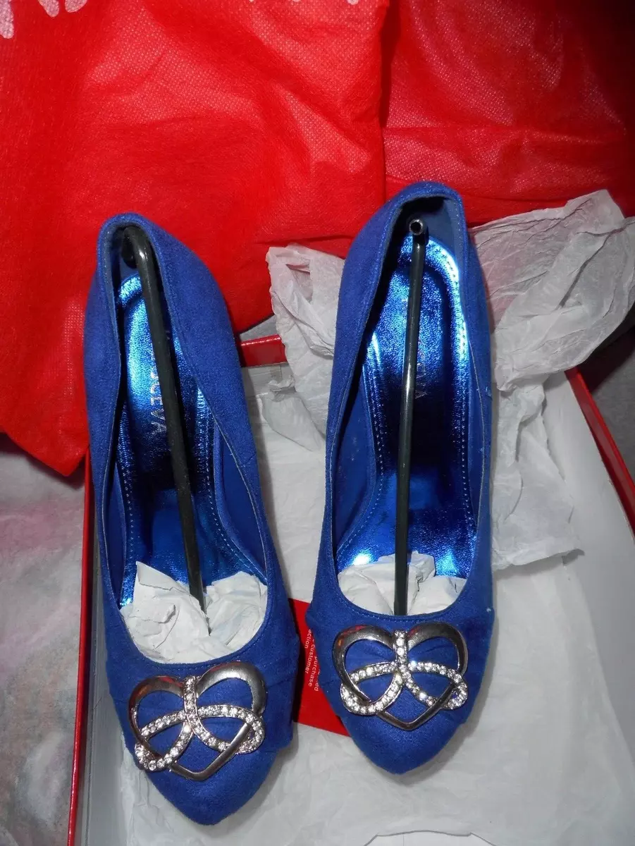 Branded ladies shop shoes online