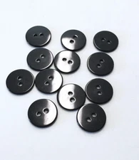 24 Buttons Black Shiny Flat Plastic 2-Hole 15 mm Sew Through Sewing #BK67