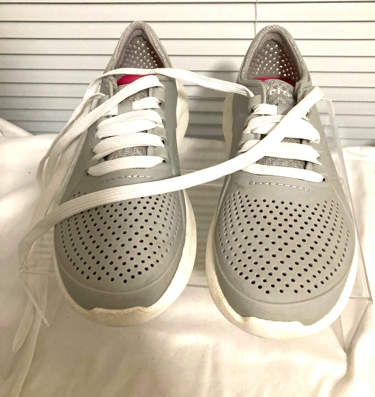 CROCS RUBBER GRAY WOMEN'S RUBBER TENNIS SHOES 205234 … Gem