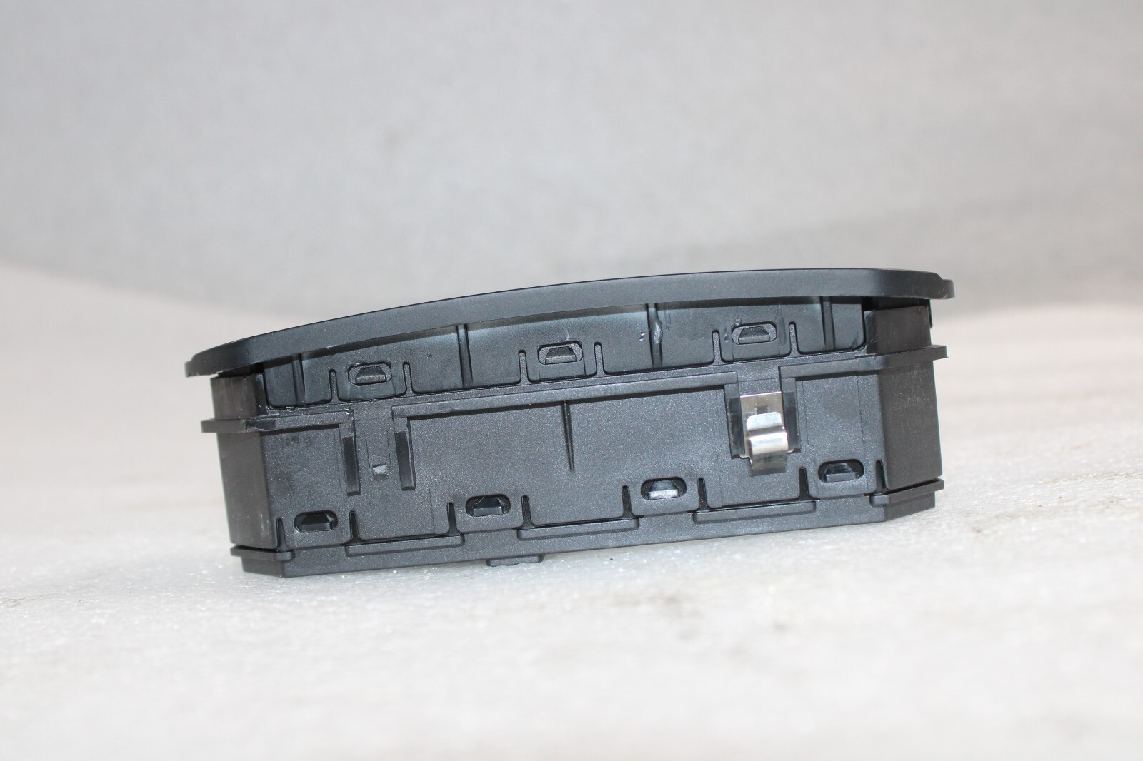 Mclaren MP4-12C, Tow Tonneau Control Switch Pack, Used, P/N 11M1086SP