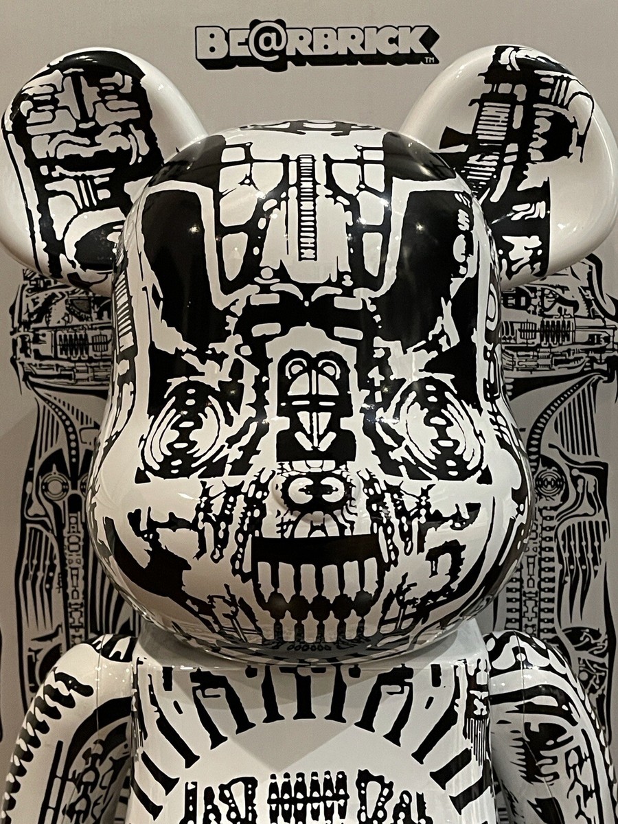BEARBRICK H.R. Giger 1000% White Chrome Medicom Be@rbrick | eBay BEARBRICK H.R. Giger 1000% White Chrome Medicom Be@rbrick | eBay