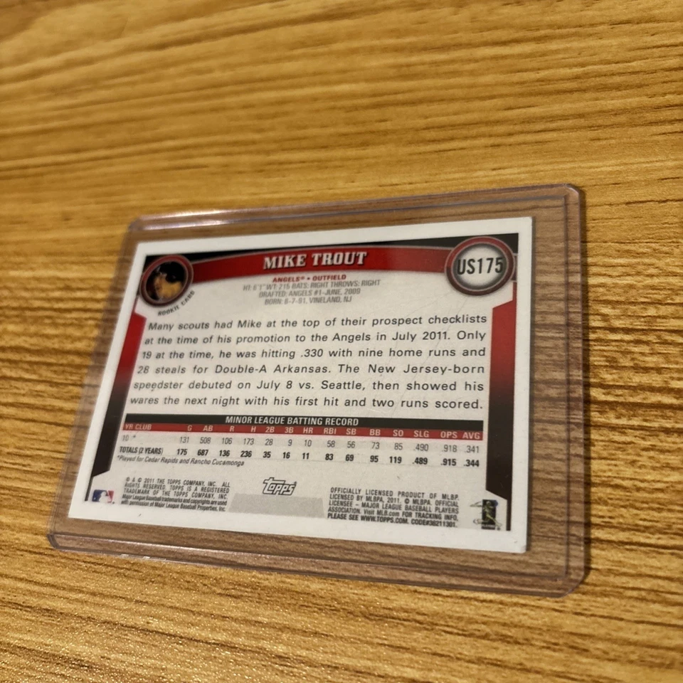 Topps Pro 2010 debut Mike Trout #175 novato radiocontrol Foto 3 de 3