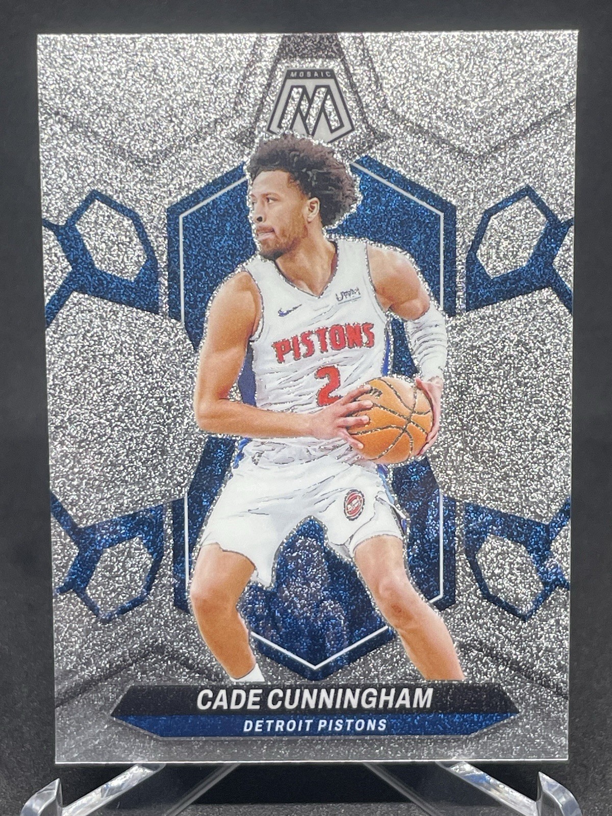 2023-24 Panini Mosaic Cade Cunningham #81 Glitter case hit
