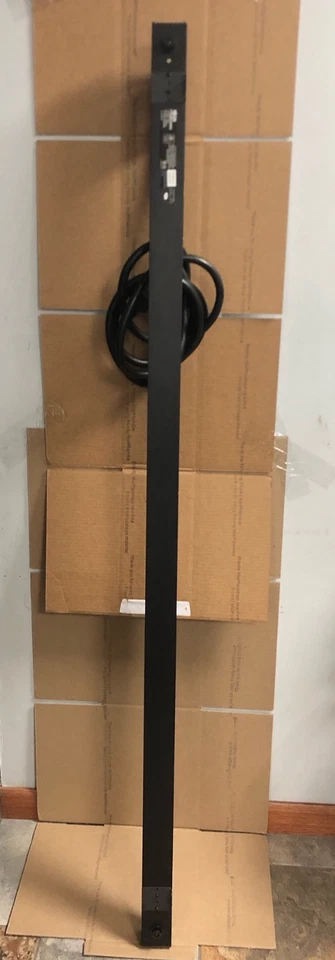 PDUMV30HV TRIPPLITE PDU 208/240V OUTLETS 6-C19 & 24-C13 L6-30P 10FT CORD - Image 3 of 4