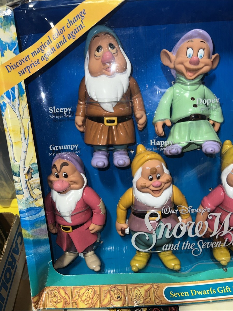 Walt Disney Snow White and the Seven Dwarfs Color Changing Figures