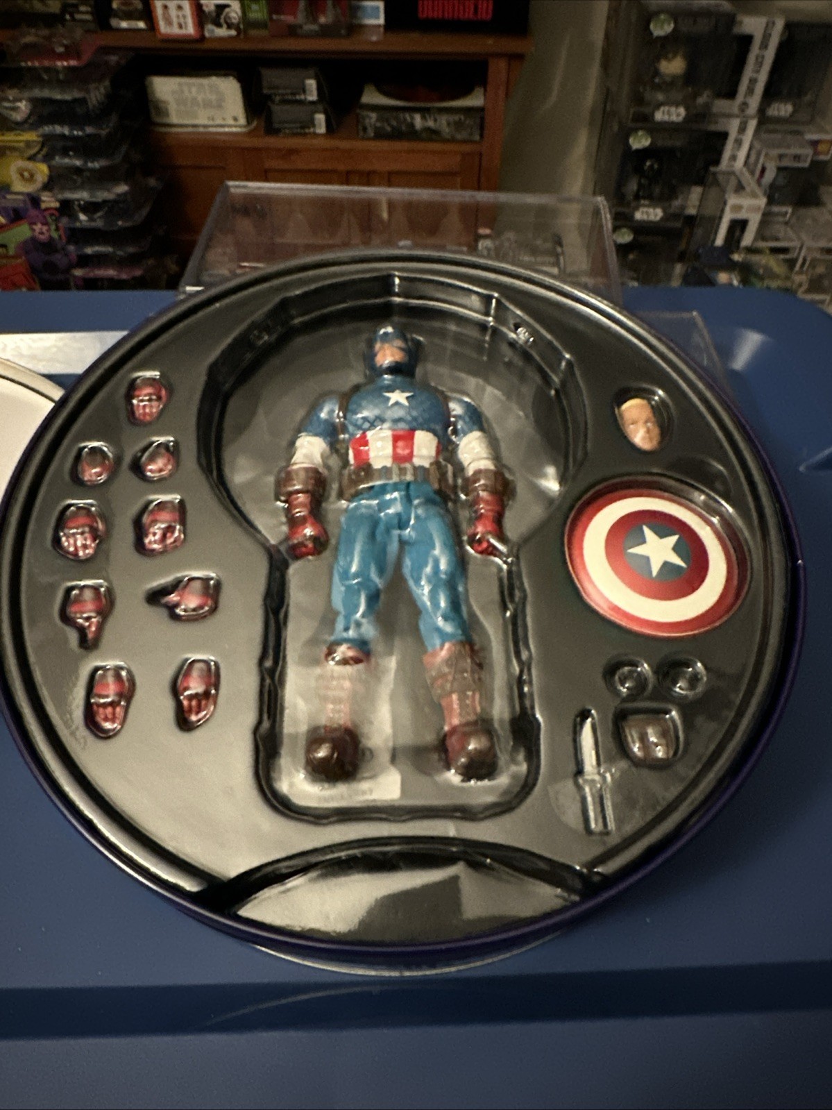 Mezco Toyz One:12 Captain America 2016 SDCC Exclusive New Sealed