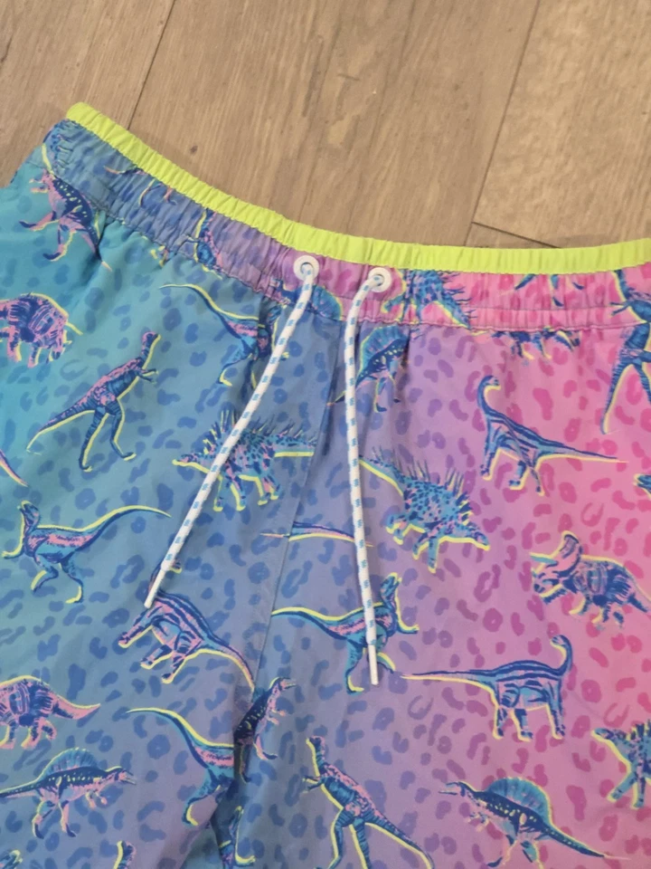 Chubbies Swim Trunks 5.5" Size Small - Image 3 of 4