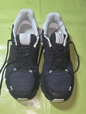ON CLOUD Helion  Damen Sneakers  Gr.41 Schwarz/ Mehrfarbig 