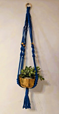 Macrame plant hanger