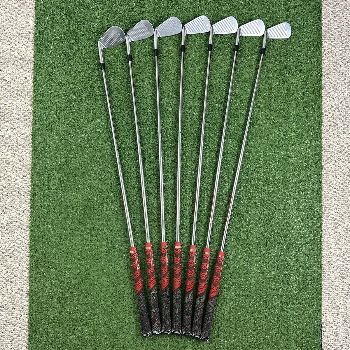 READ Bridgestone J15MB Forged Iron Set 4-PW N.S. Pro Modus READ Bridgestone J15MB Forged Iron Set 4-PW N.S. Pro Modus