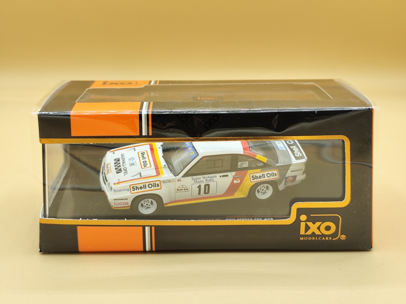 Opel Manta 400 IXO 1/43 : la réplique historique ultra-fidèle sans compromis sur l'espace