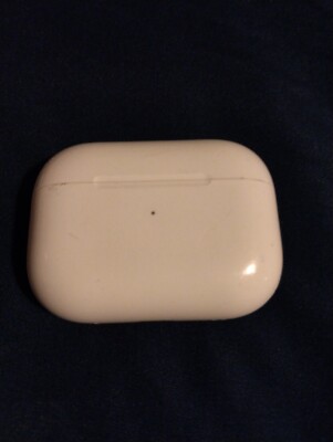 Apple AirPods Pro 2nd Generation with MagSafe Wireless Charging Case - White