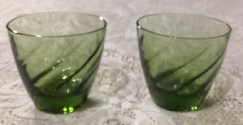 Vintage Libbey Avocado ~ Set of 2 ~ Green Swirl Lowball Glasses - Picture 2 of 9