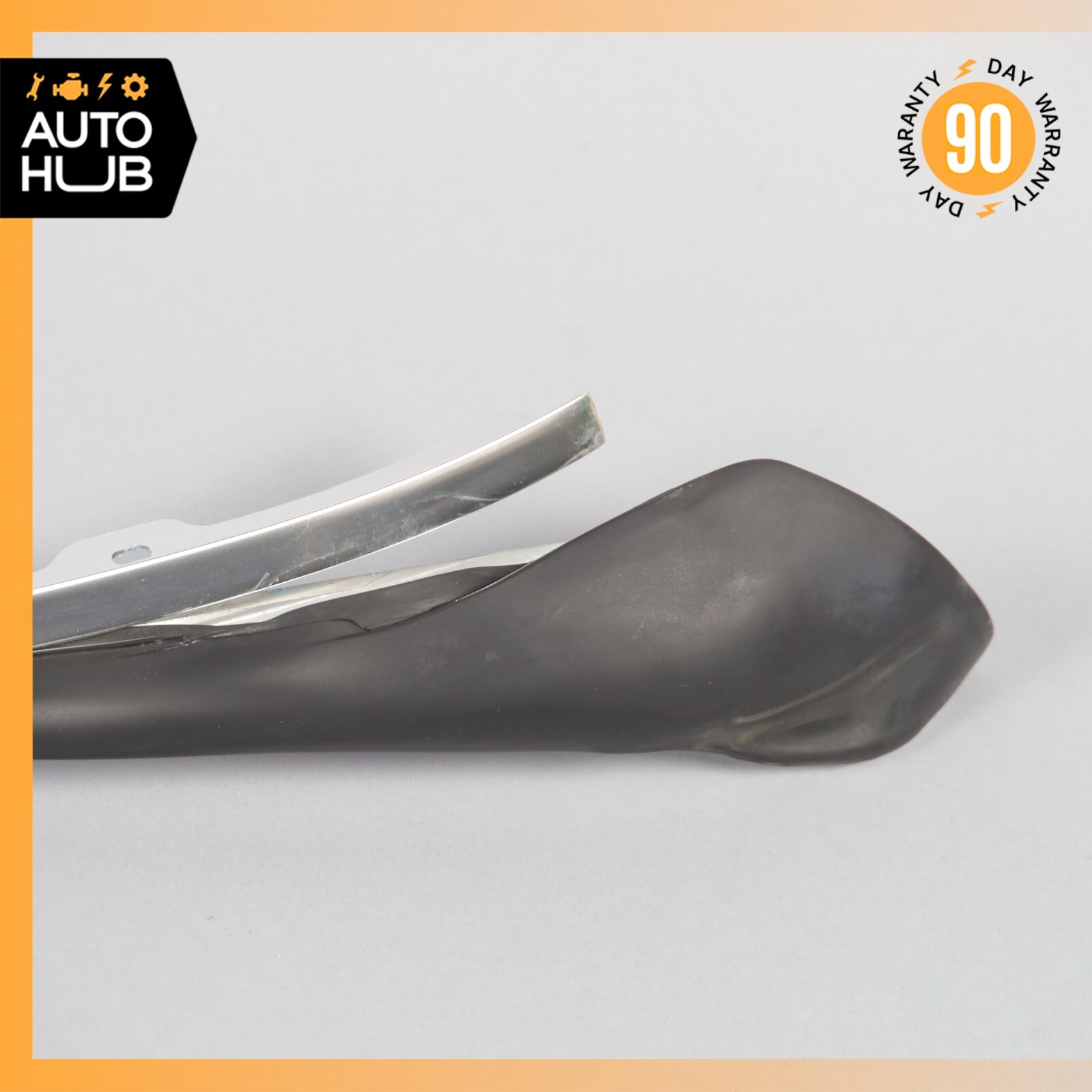 10-16 Porsche Panamera 970 Hybrid S Front Right Window Weather Seal Molding OEM