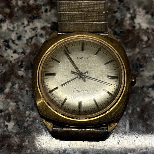 Timex Electric Men's Vintage Wristwatch Non-Running Metal Band Gold Tone 1970s