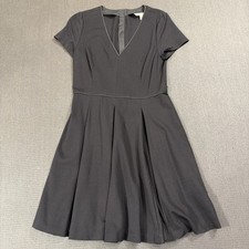 Banana Republic Black Pleated Flare Dress Short Sleeve Size 10 V-Neck Office