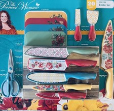 PIONEER WOMAN 20-Piece Vintage Floral Cutlery Knife Set & Cutting Boards (CR)