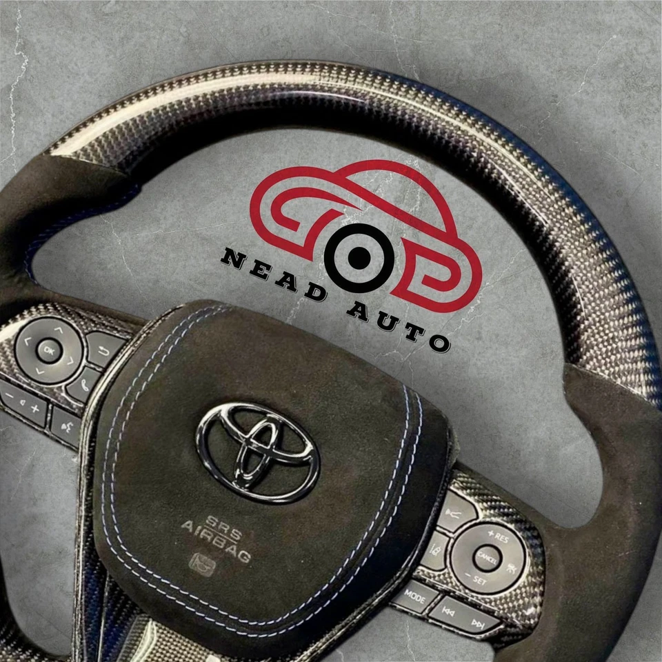 Volante Alcántara y fibra de carbono personalizado premium para Toyota Camry 8ª generación Foto 4 de 4