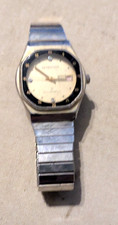 vintage Remington wristwatch silver/gold color/black face/21 antimagnetic