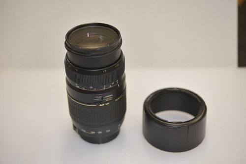 Excellent Tamron AF 70-300mm f/4-5.6 Di LD Macro Autofocus Lens for Nikon