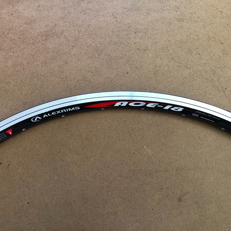 Kinlin Superior 40H alloy 700C rim, NOS | UK