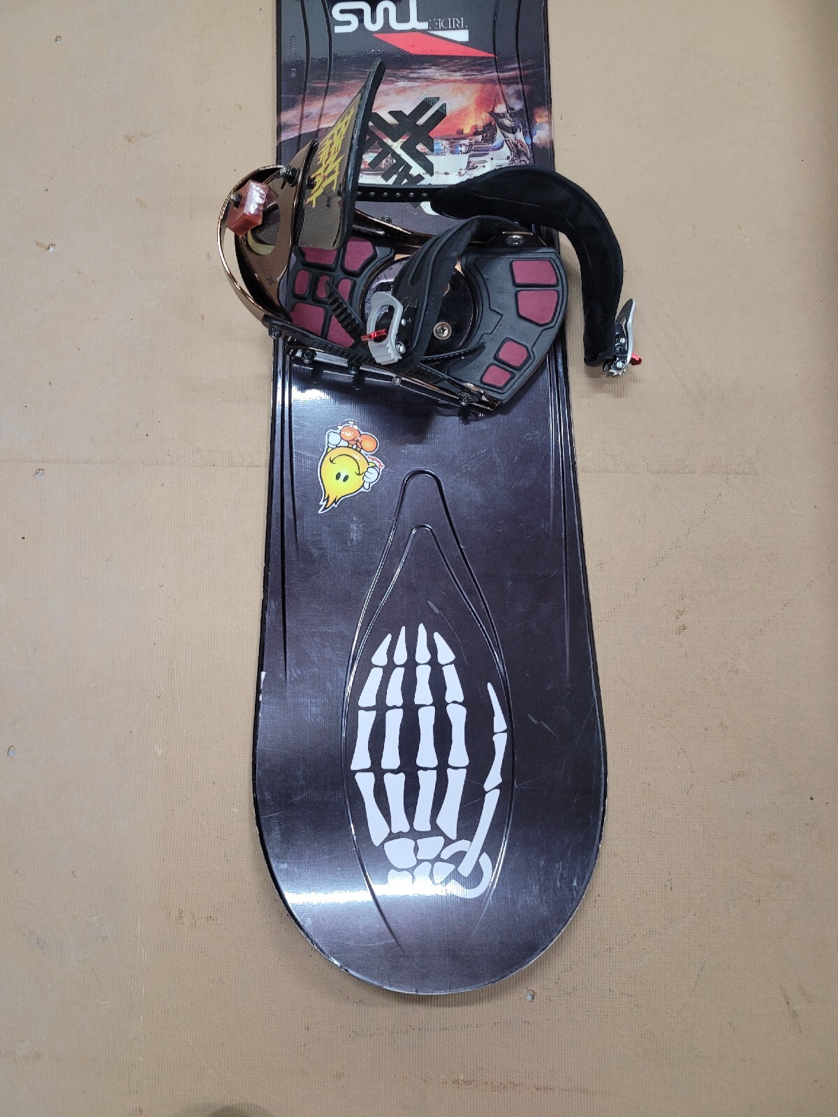 BURTON SNOWBOARD PACKAGE RIDE 156 TIMELESS WITH BINDINGS BOOTS AND BAG eBay