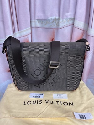 Louis Vuitton Brown Damier Canvas Geant Terre Messenger Bag