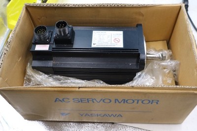 YASKAWA AC SERVO USAFED-09C21  INCR. Encoder. Minor damage?