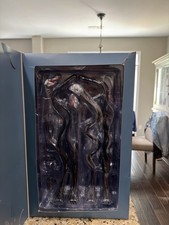 Hot Toys MMS590 Venom Action Figure 1/6 (Special Edition) - Image 3