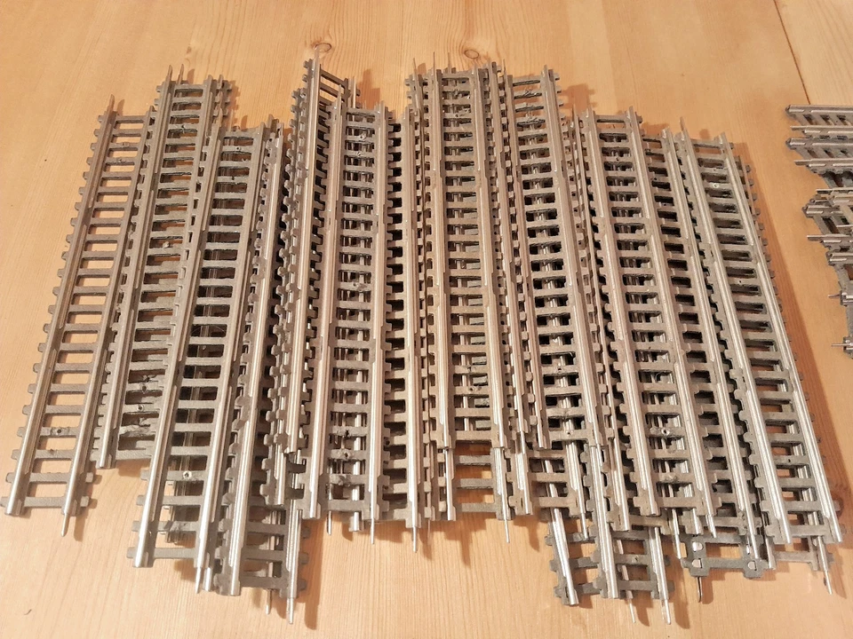 74 x Piko H0 GDR Cardboard Threshold Tracks + Points, Used, Very Nice - Image 2 of 4