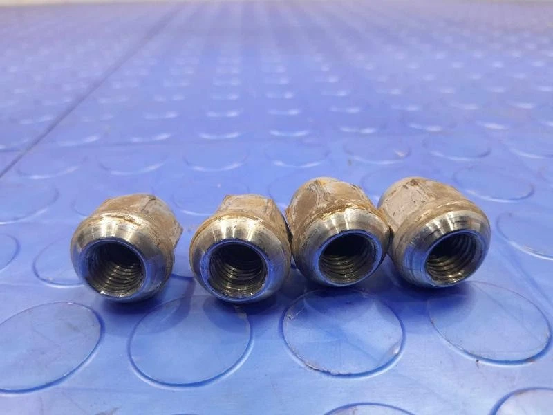 Tuercas de rueda de aleación Honda 4 piezas Accord Civic S2000 Insight OEM 90304SA5013 Foto 2 de 2