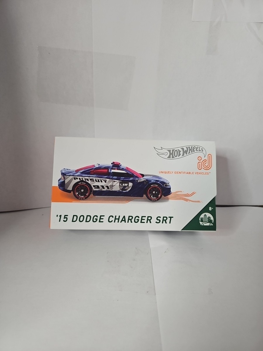 Hot Wheels '15 Dodge Charger SRT kisautó 1/64 - Mattel vásárlás a Játékshopban