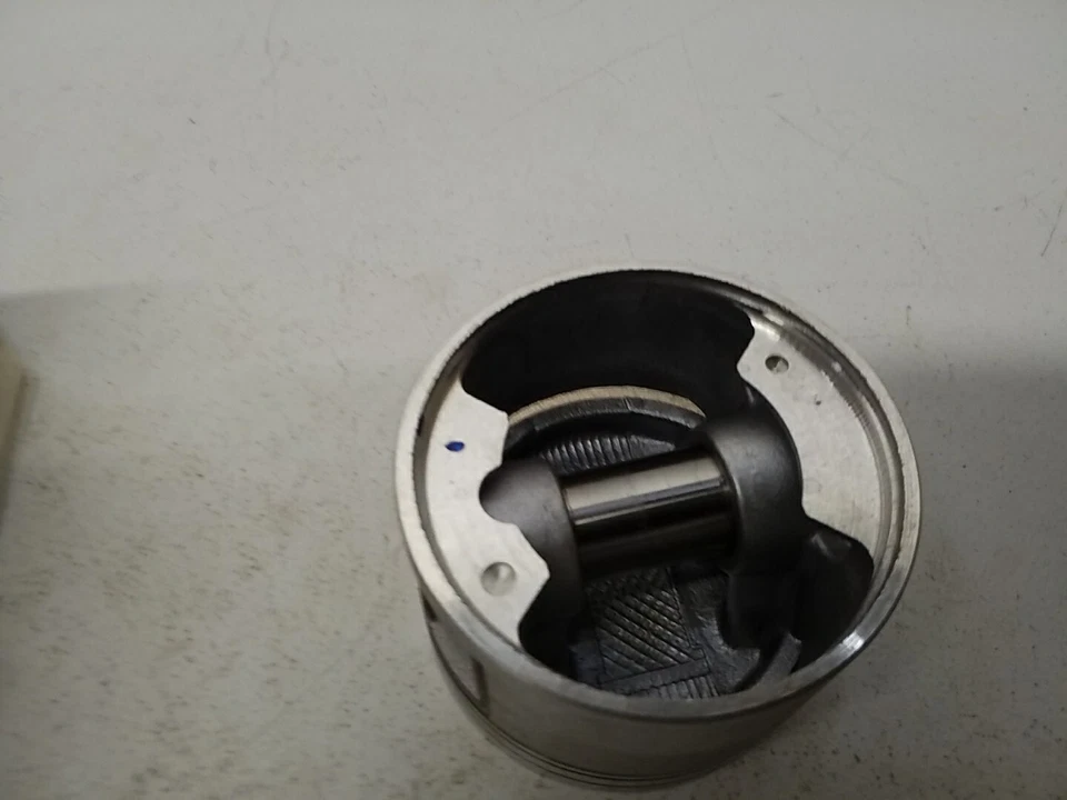 Perfect Circle 224-1949.030 Piston – High-Quality Engine Oversize Piston - Image 2 of 4