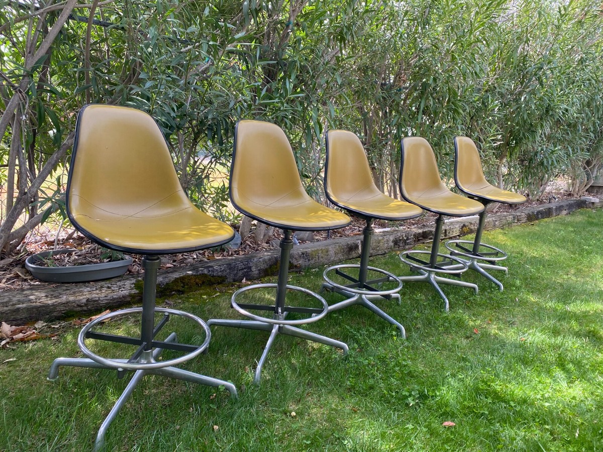 1969 Herman Miller by Eames Vintage Chairs - 4 Prong Base | eBay