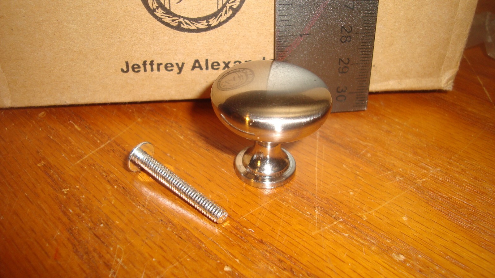 Cabinet Knobs 3910sn
