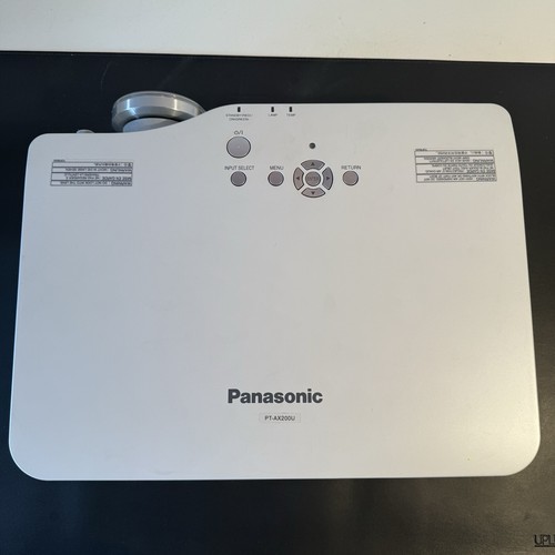 Panasonic PT-AX200U LCD Projecteur LCD 100-240V w/Ceiling mount & power cord - Picture 3 of 5