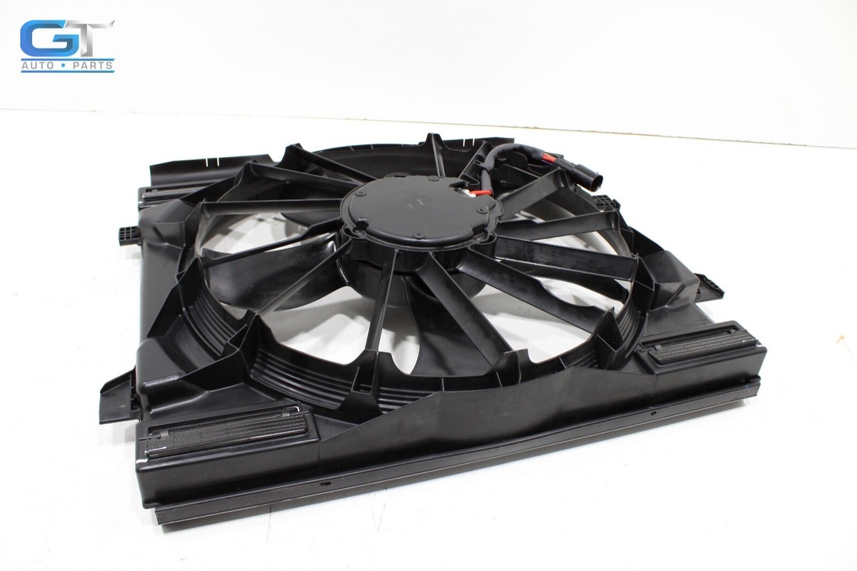 DODGE DURANGO 5.7L RADIATOR COOLING FAN SHROUD & BLADE & MOTOR OEM 