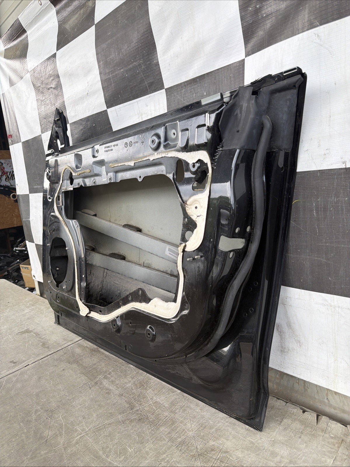 2014 15 16 17 18 19 20 21 22 23 2024 Maserati Ghilbi Front Right Door Used Oem