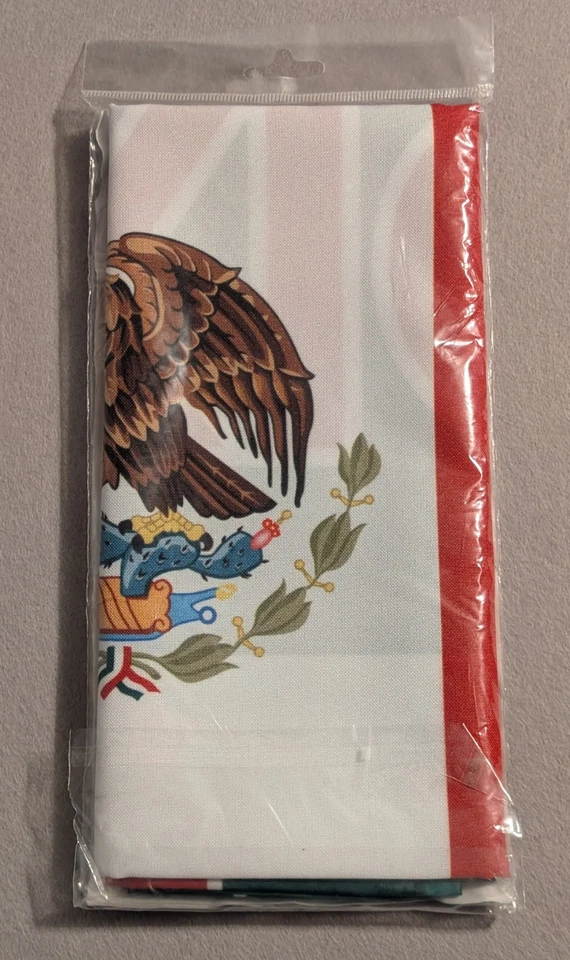Bandera FIFA México - Mundial Rusia 2018 - Vertical 28" x 40" - Verde Blanco Rojo Foto 2 de 4