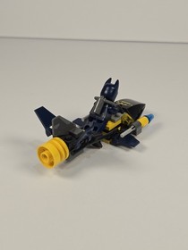 New BATMAN: PENGUIN FACE-OFF Lego 76010 SCUBA BATMAN Robot Penguins DUCK BOAT