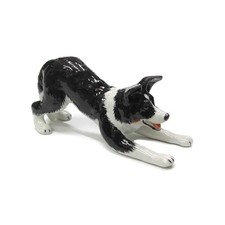 Northern Rose Dog - Border Collie Animal - Miniature Porcelain Figurine