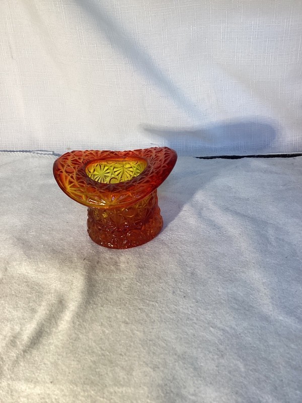 Red/Yellow Fenton Daisy Glass Hat Toothpick