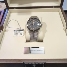 Longines Skin Diver L2.822.4.56.6 Automatic Mens Watch Black Dial Mesh Boxed