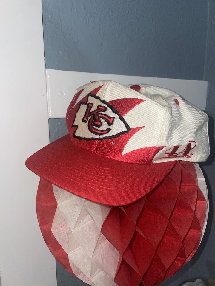 Бейсболка с логотипом Travis Kelce Athletics Kansas City Chiefs Taylor Swift Shark Tooth - Изображение 2 из 4