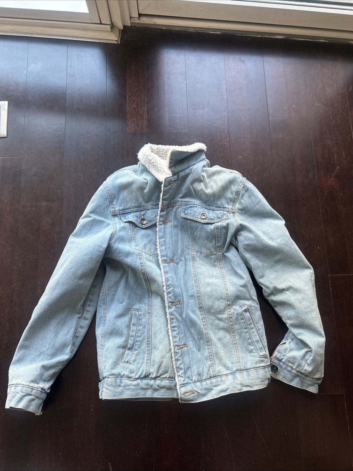 Jean Jacket With Fleece Lining Large Men’s Denim