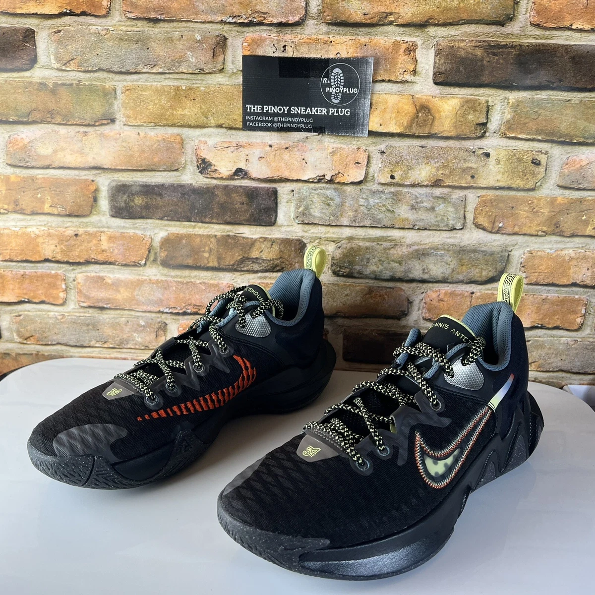 Giannis shoes black sale