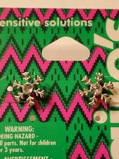 Claires CHRISTMAS Holiday Earrings Post SNOWFLAKES Crystal New Stud